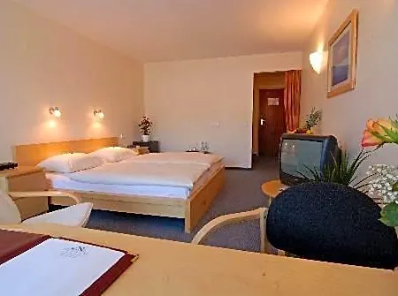 מלון Hak Am Klostersee 3*